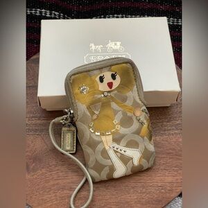 COACH Poppy Chan GOLDY North/South Wristlet w/Box